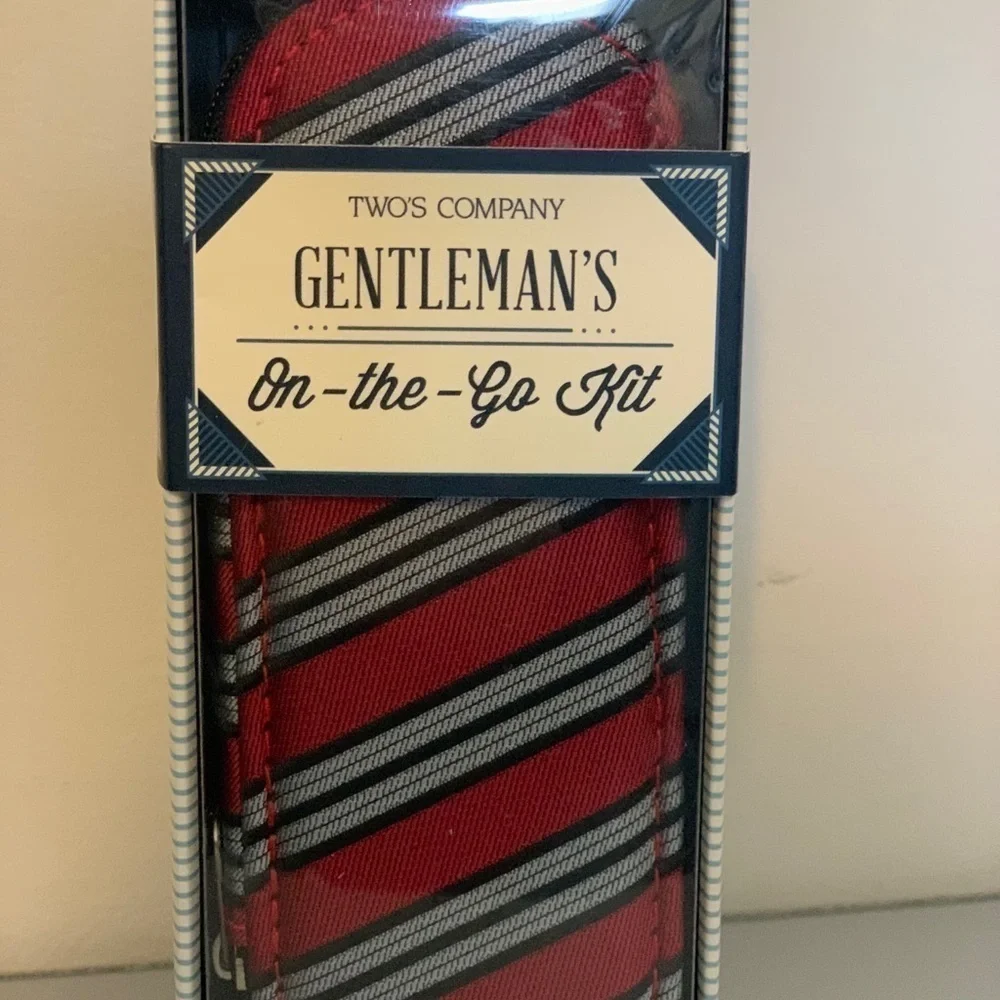 Gentleman’s On The Go Kit by Twos Company New
